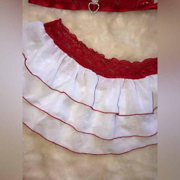 Lingerie Set - Picture 4 of 9